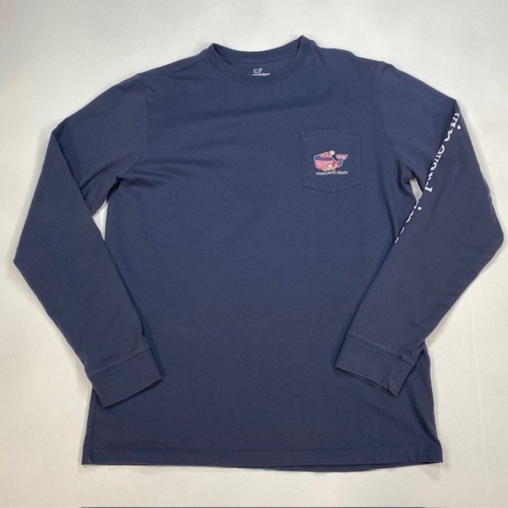 Vineyard Vines Boys XL Navy Blue Winter Whale Cocoa Long Sleeve Pocket T-Shirt